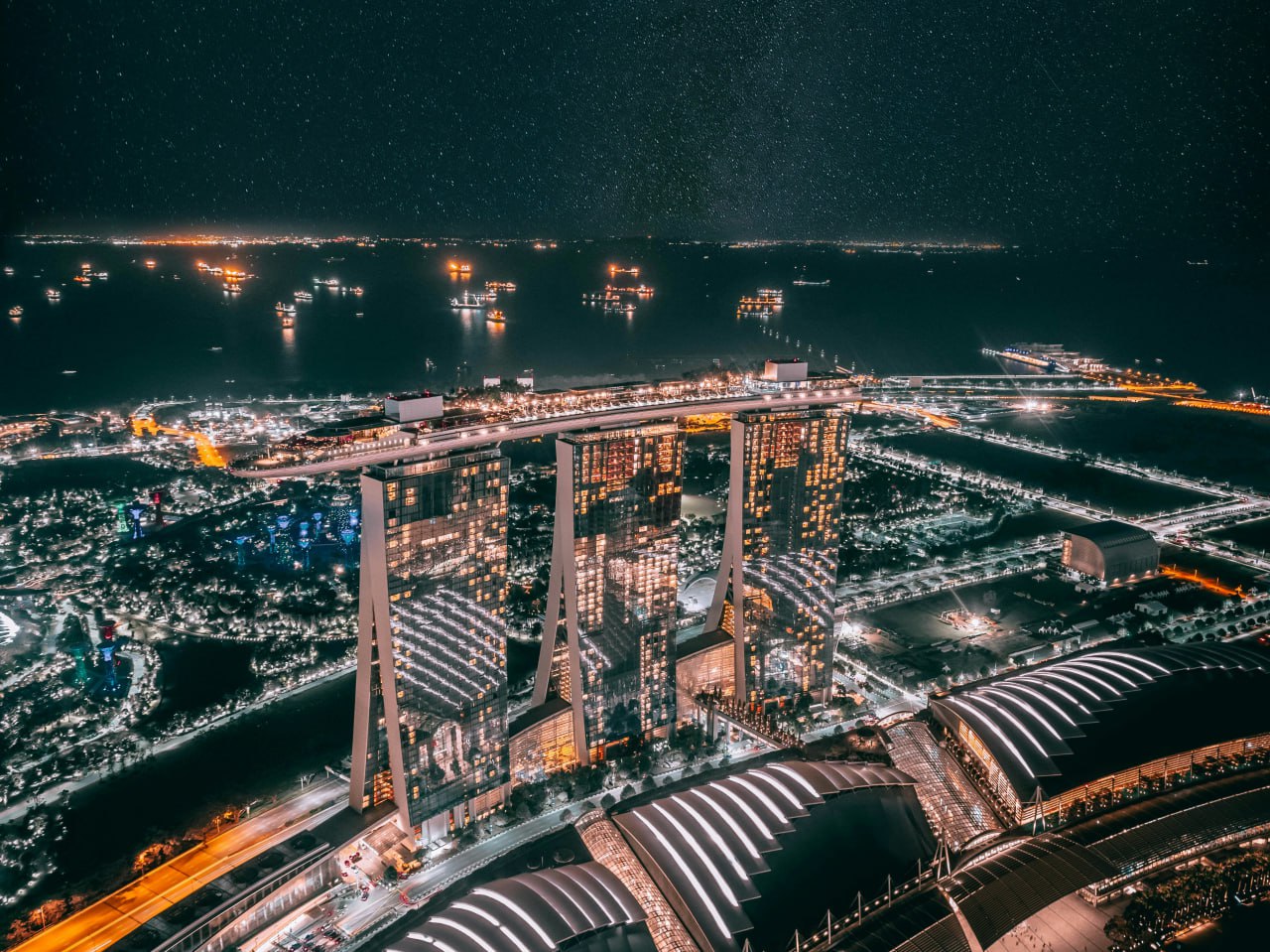 新加坡稳居经商环境榜首，连续16年全球第一